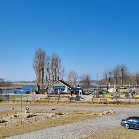 公寓 Appartementhaus Ostseeresidenz 海利根港